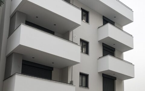 Εξαώροφη Οικοδομή στα Ιλίσια